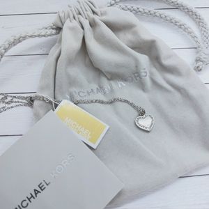 Michael Kors Nwt Heritage Heart Pendant Necklace.